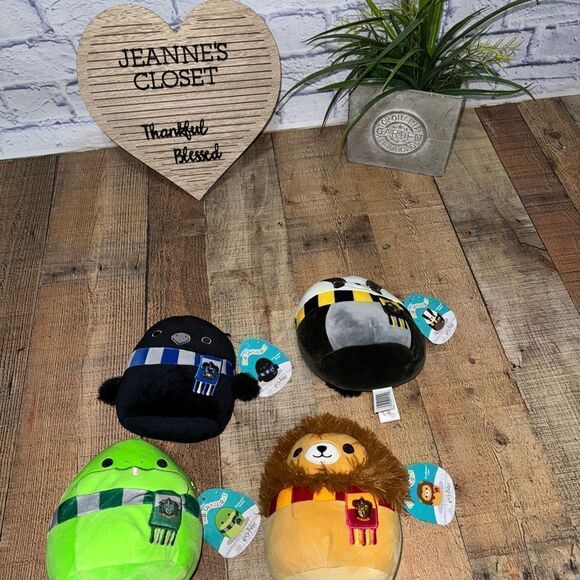 Squishmallows: Harry Potter 8” Set (Gryffindor Ravenclaw Slytherin Hufflepuff) - Picture 2 of 5